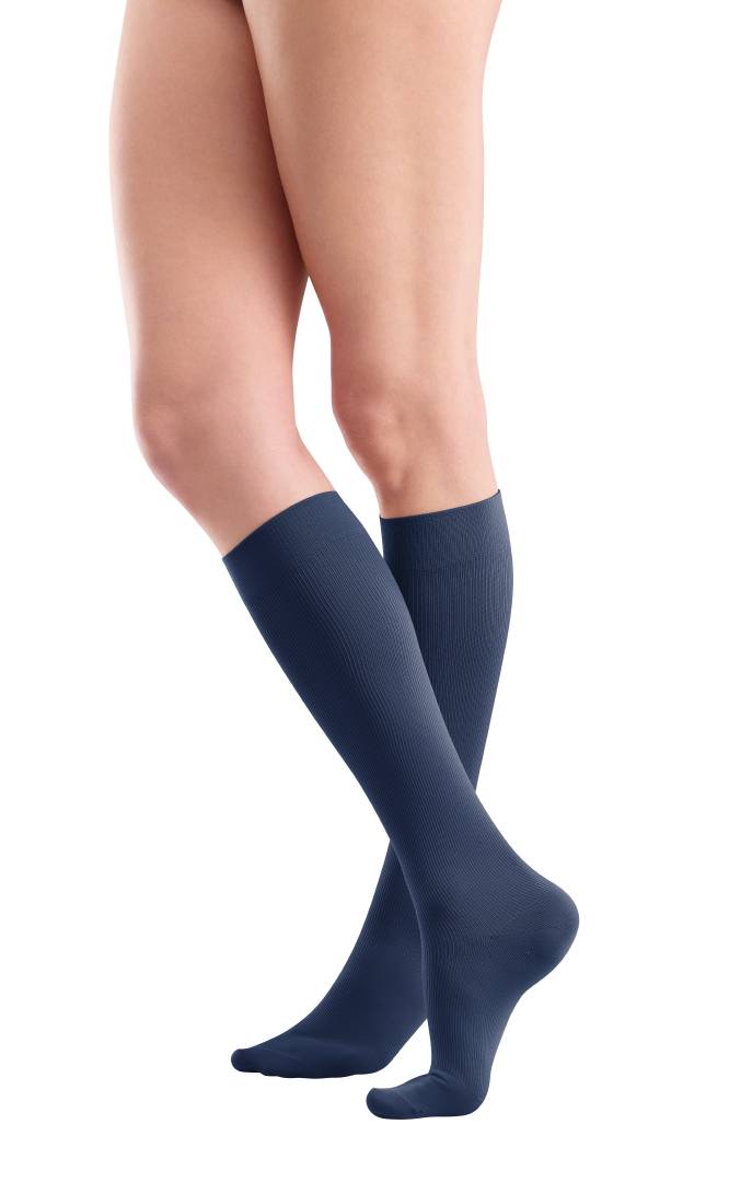 VenoTrain act Microfiber knæstrømper med kompression